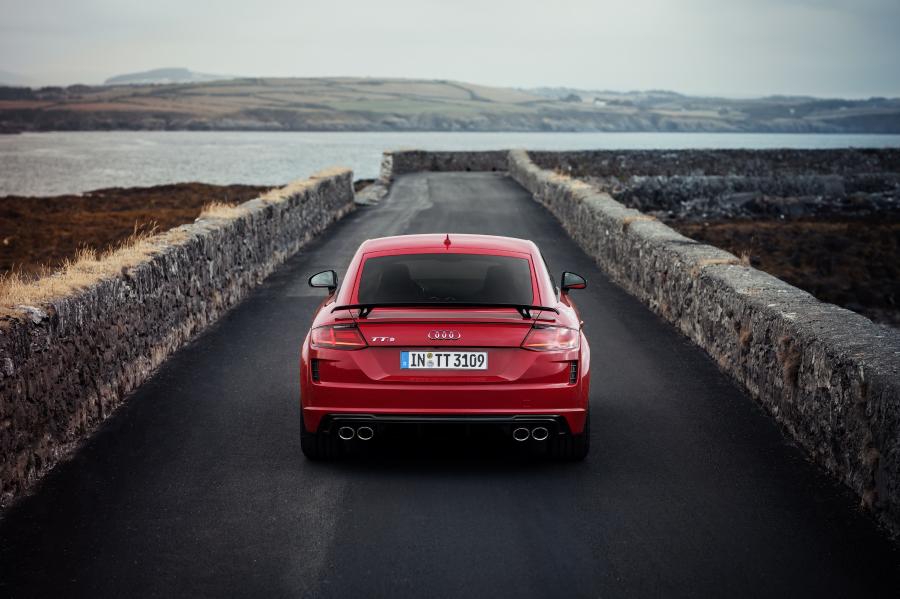  Audi TTS Coupe (8S) 2018 года  (WW) (фото 45 из 254)